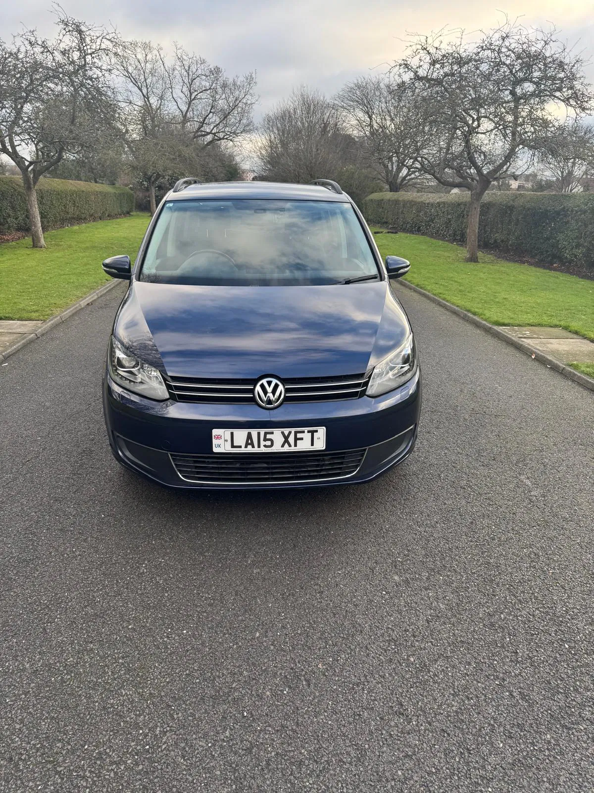 2015 Volkswagen Touran thumbnail 2