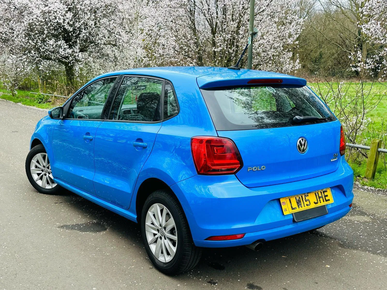 2015 Volkswagen Polo thumbnail 5